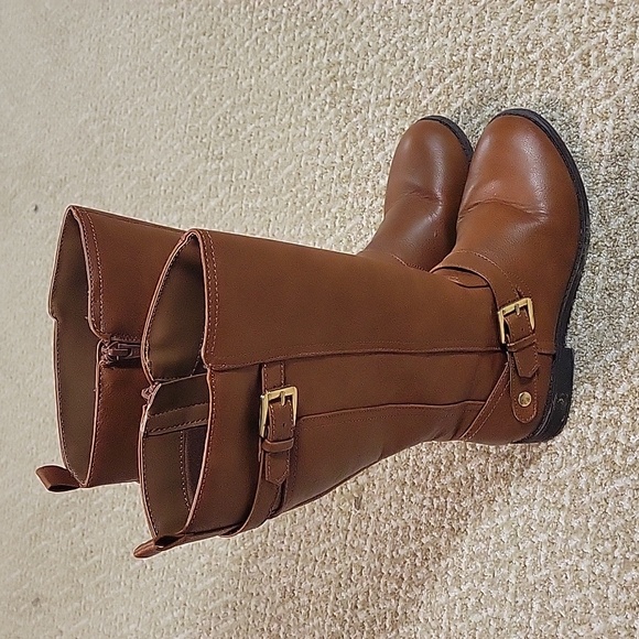 SO Boots - Picture 3 of 6